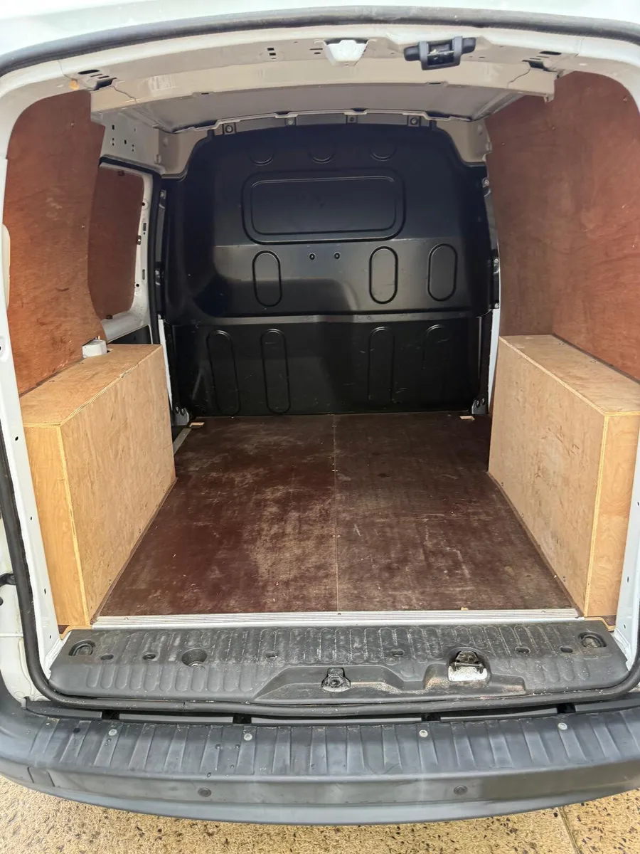 Renault Kangoo 2019 - Image 4