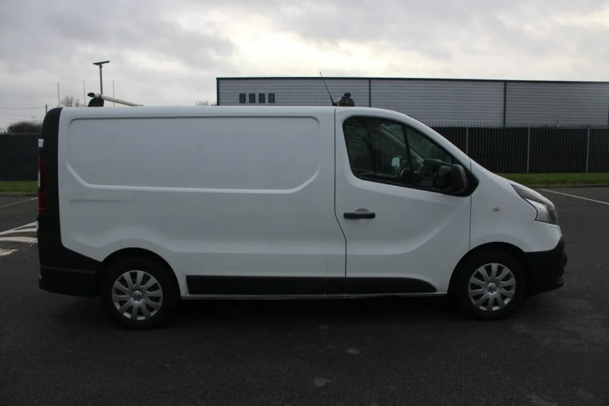 Renault Trafic TRAFIC DCI 120 BUSINESS - Image 3