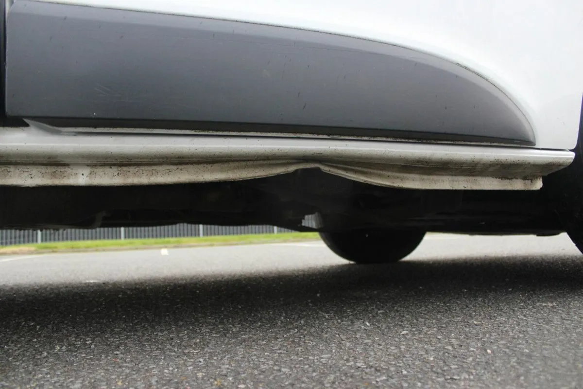 Renault Trafic TRAFIC DCI 120 BUSINESS - Image 4