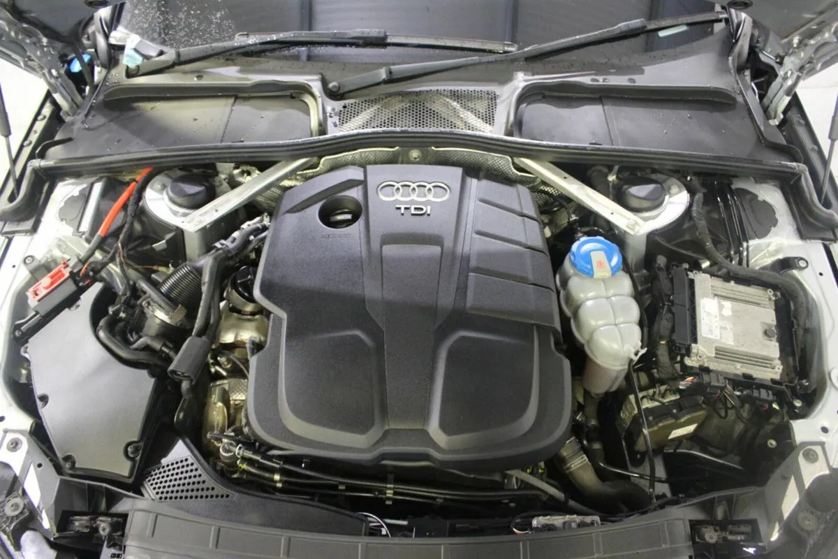 Audi A4 2.0TDI 122HP SE Ultra - Image 4