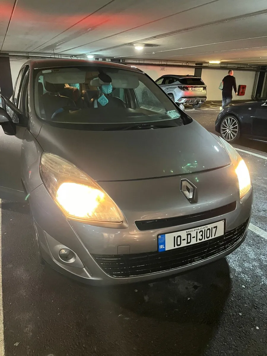 Renault grand scenic - Image 1