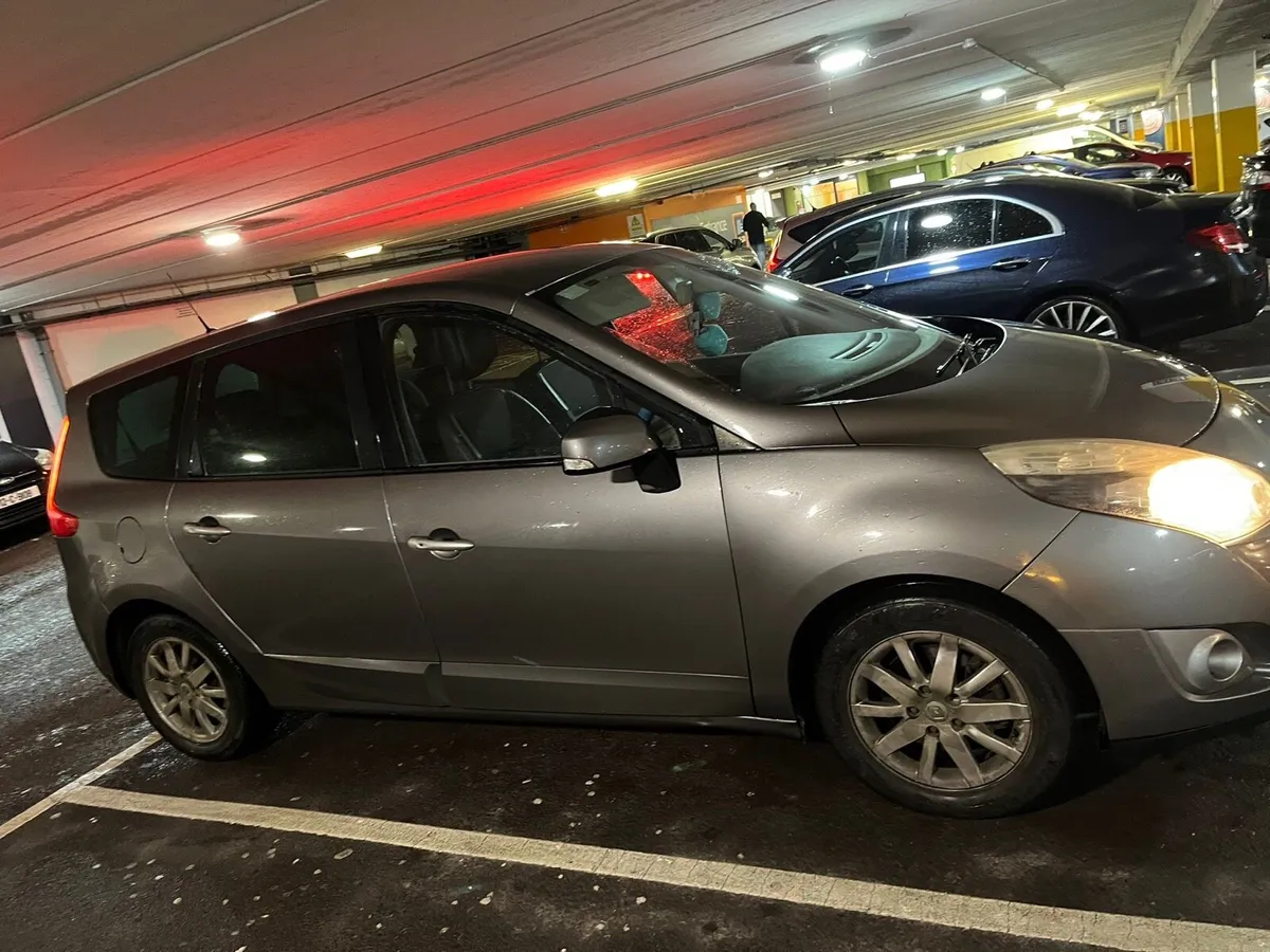 Renault grand scenic - Image 3