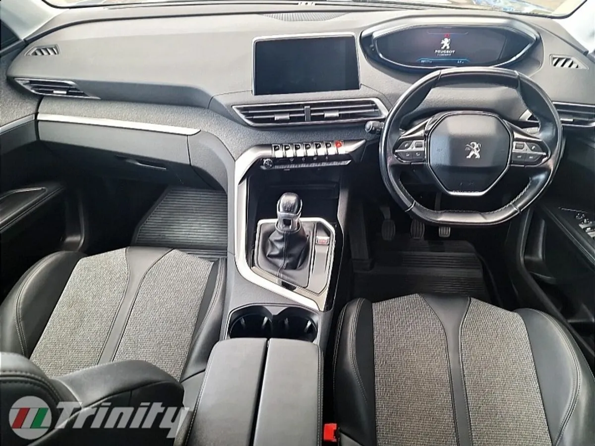 Peugeot 5008 7 SEAT ** 1.5 BLUEHDI ** 130BHP ** AL - Image 2