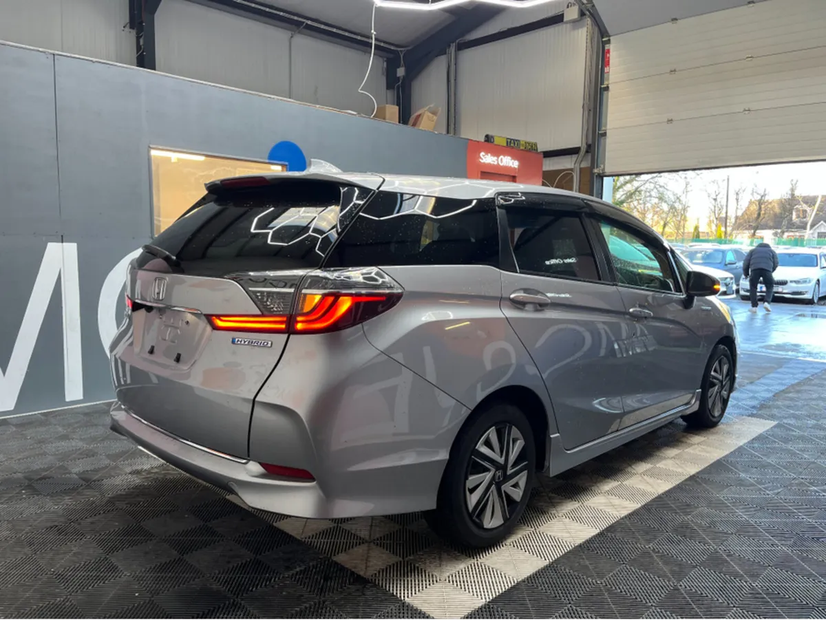 Honda Shuttle 2022 HONDA SHUTTLE HYBRID SENSING 1. - Image 2