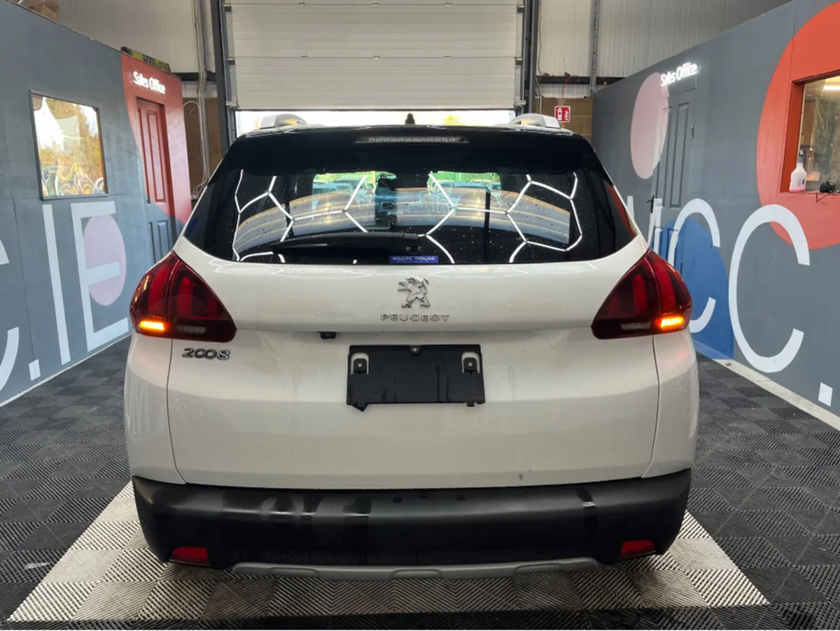 Peugeot 2008 2019 PEUGEOT 2008 CROSSCITY 1.2 AUTOM - Image 3