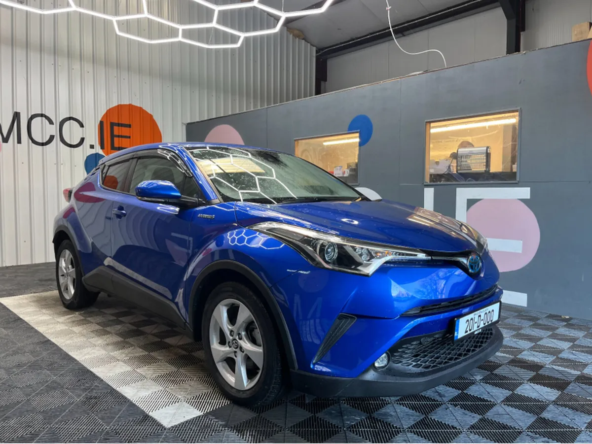 Toyota C-HR 2020 TOYOTA C-HR S 1.8 AUTOMATIC - Image 1