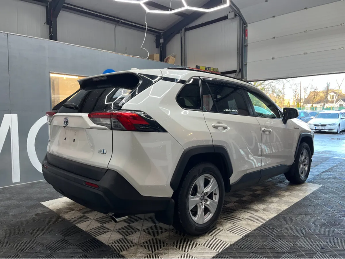 Toyota RAV4 2019 TOYOTA RAV4 HYBRID X 2.5 AUTOMATI - Image 2