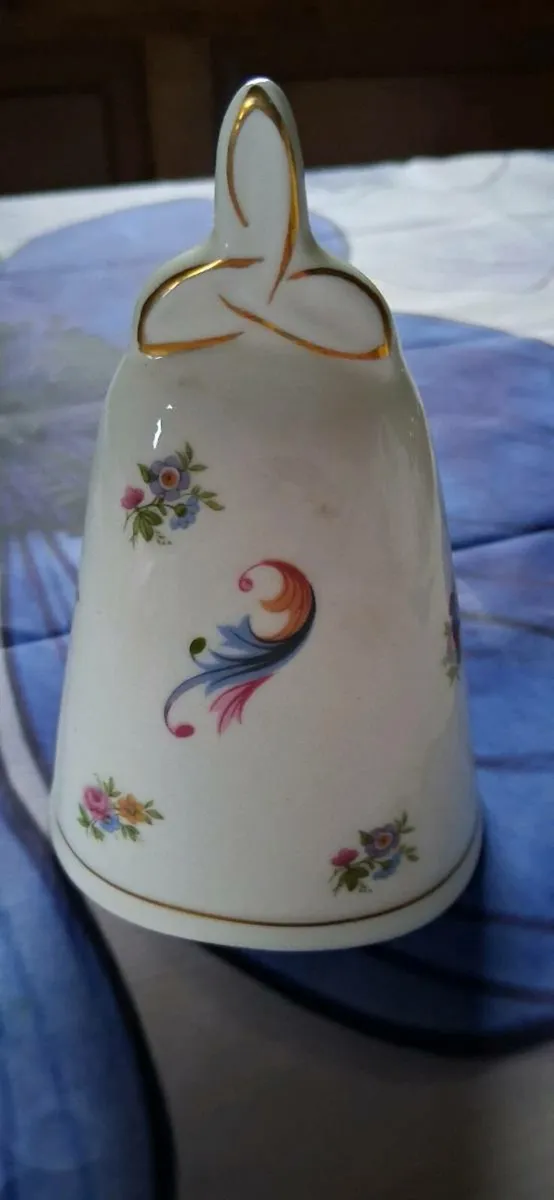 Royal Tara Irish fine bone china bell - Image 3