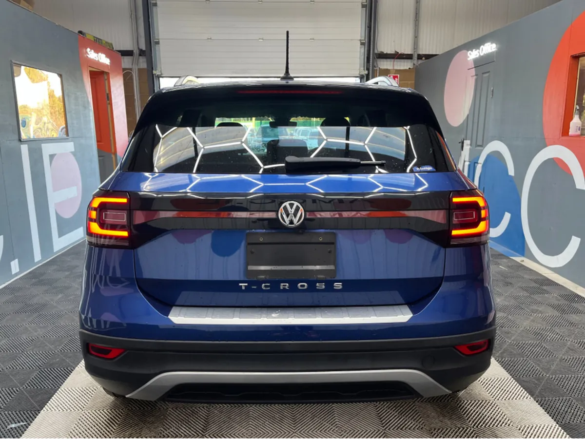 Volkswagen T-Cross 2020 VOLKSWAGEN T-CROSS TSI 1ST - Image 3