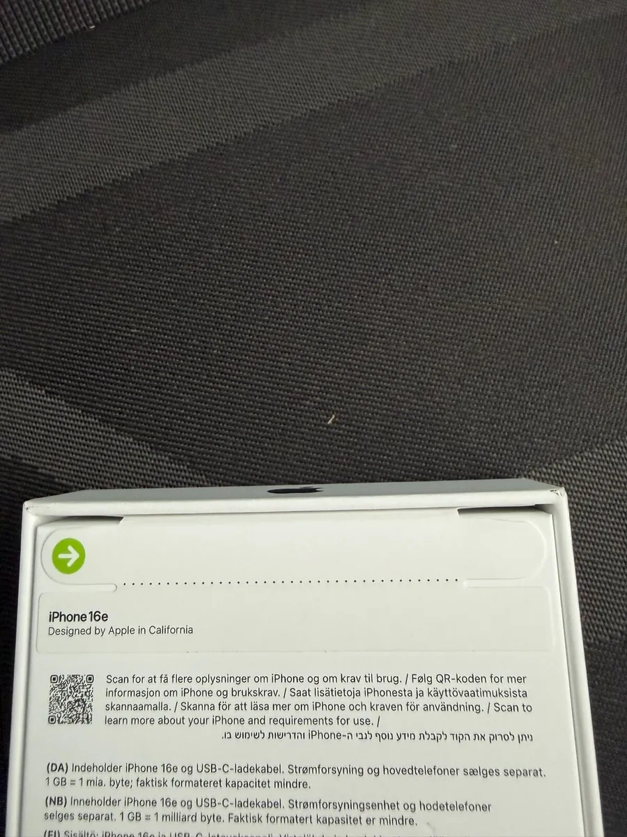 iPhone 16e brand new - Image 2