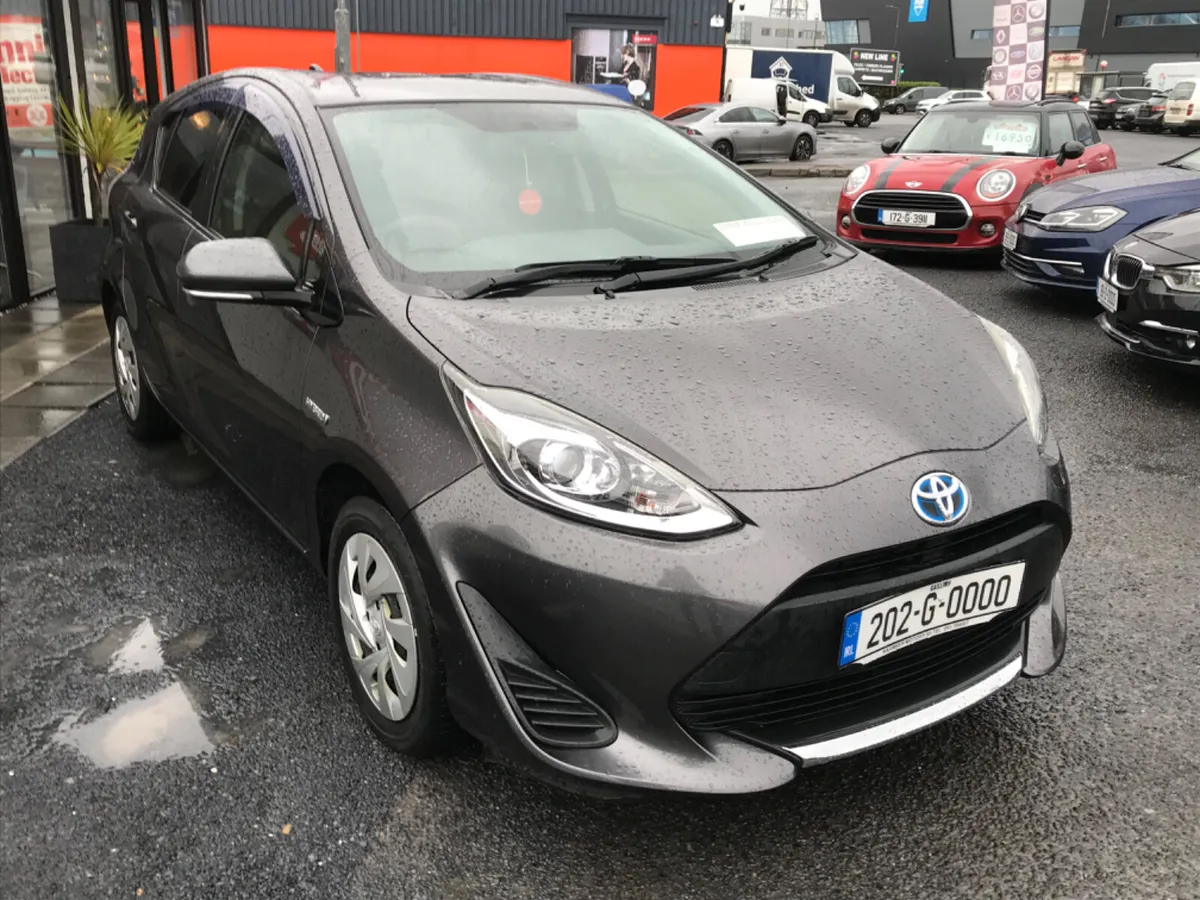 2020 TOYOTA AQUA 1.5 HYBRID - Image 4