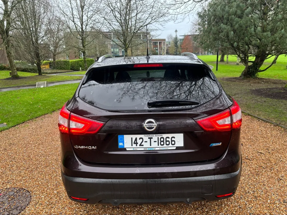 142 Nissan Qashqai 1.5 DCI 110 bhp high spec - Image 3
