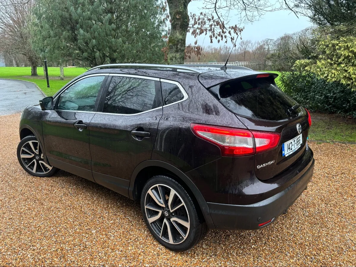 142 Nissan Qashqai 1.5 DCI 110 bhp high spec - Image 4
