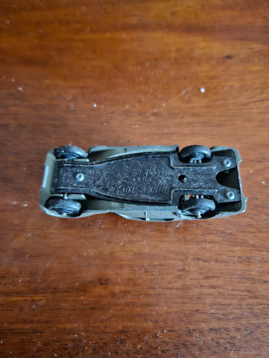 Dinky 1950's Car - Image 1