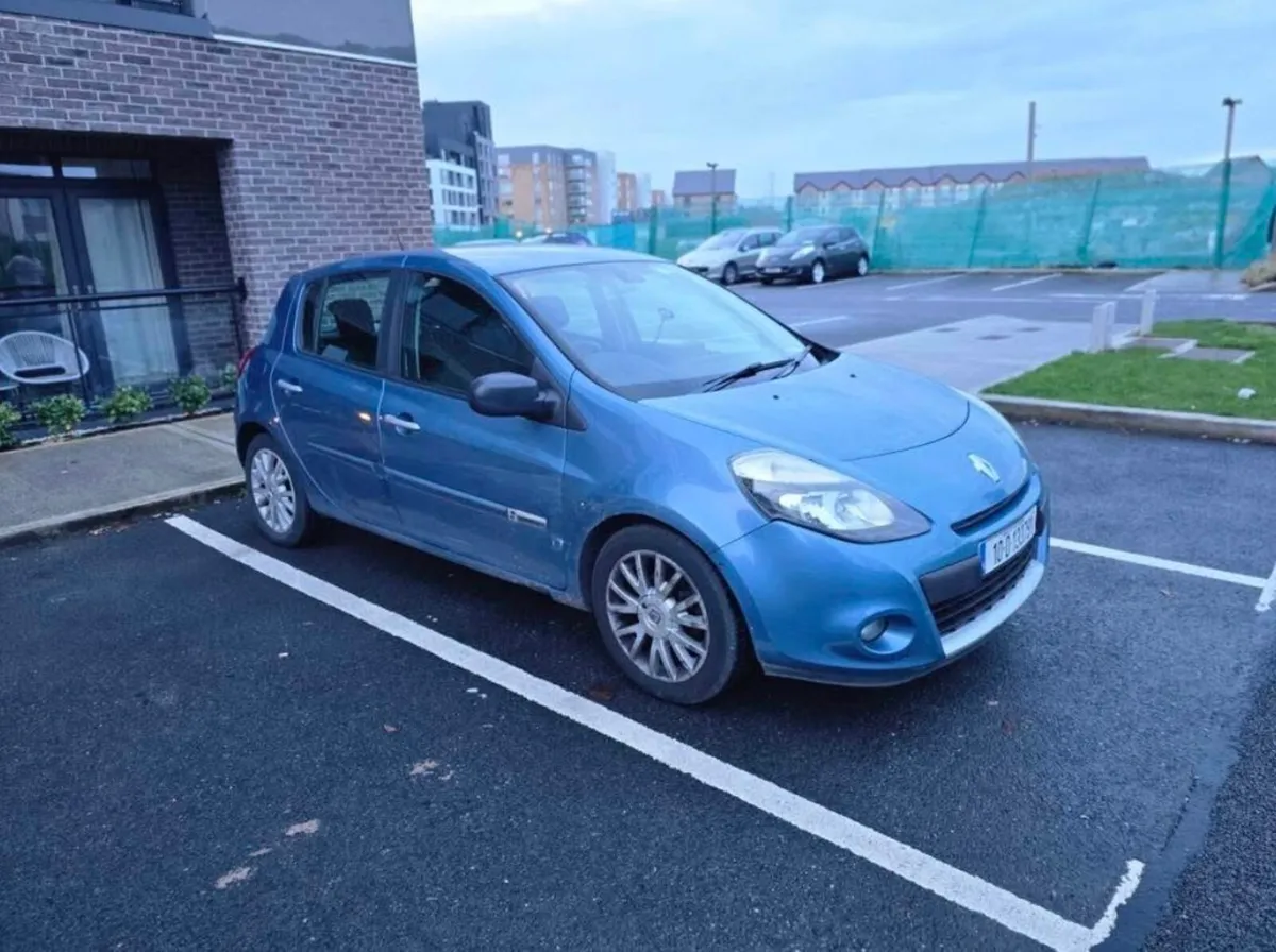 Renault Clio tax 03-26 - Image 1