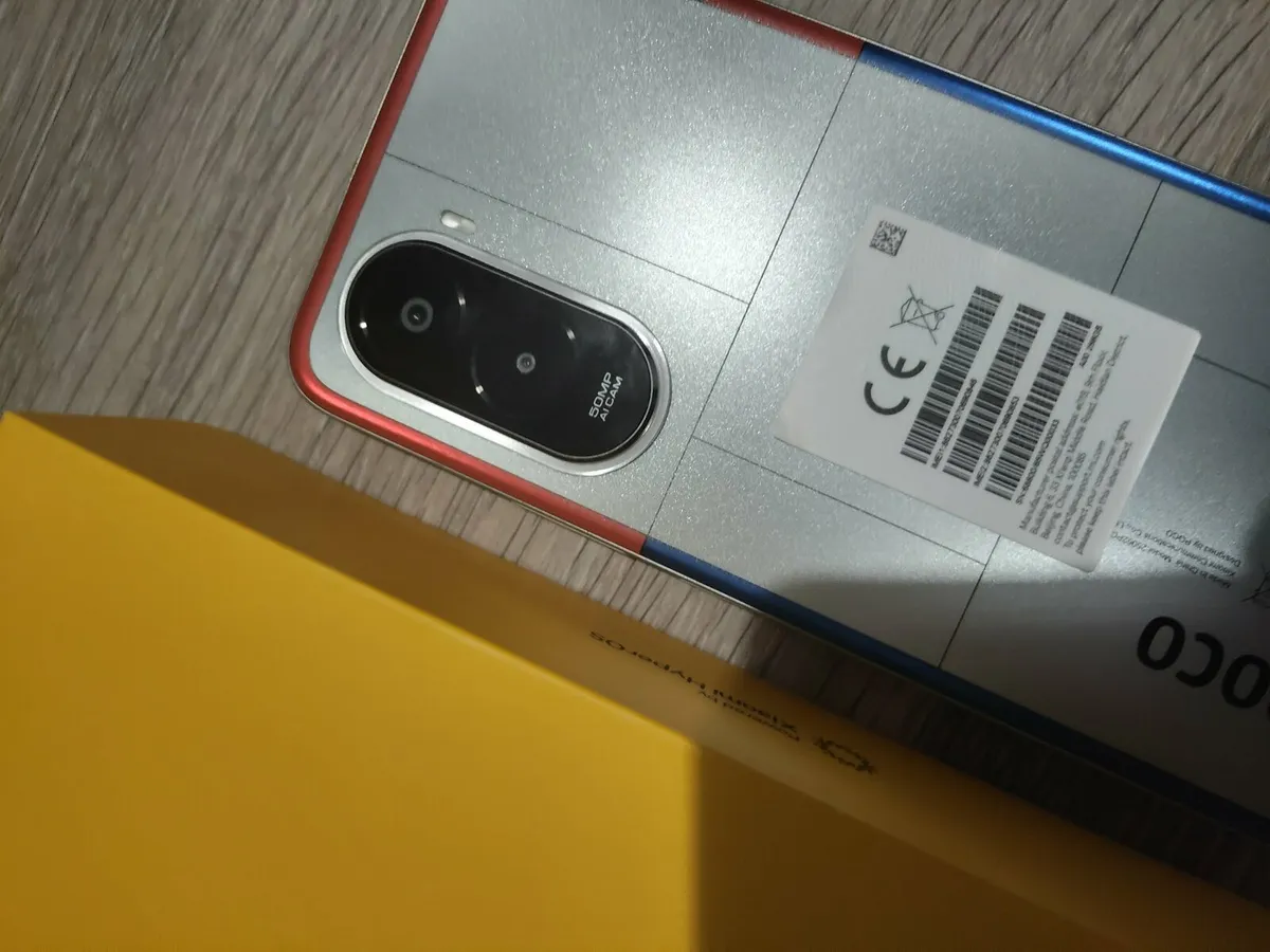 Brand new 
Poco M7 Silver 
256 GB storage 
8+4 GB - Image 4