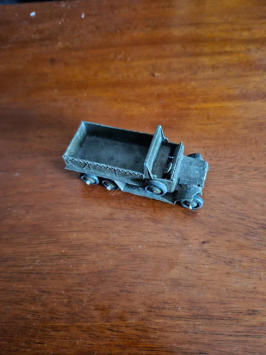 Dinky Pre War British Army Truck - Image 1