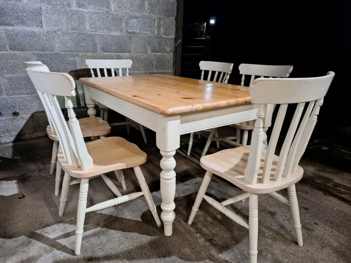 Solid wood table with 6 chairs (DELIVERY) - Image 1