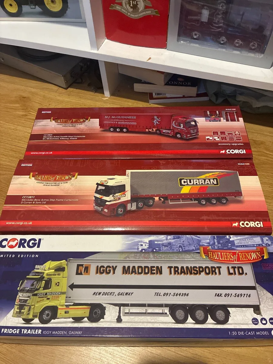 Corgi model trucks 1:50 - Image 1