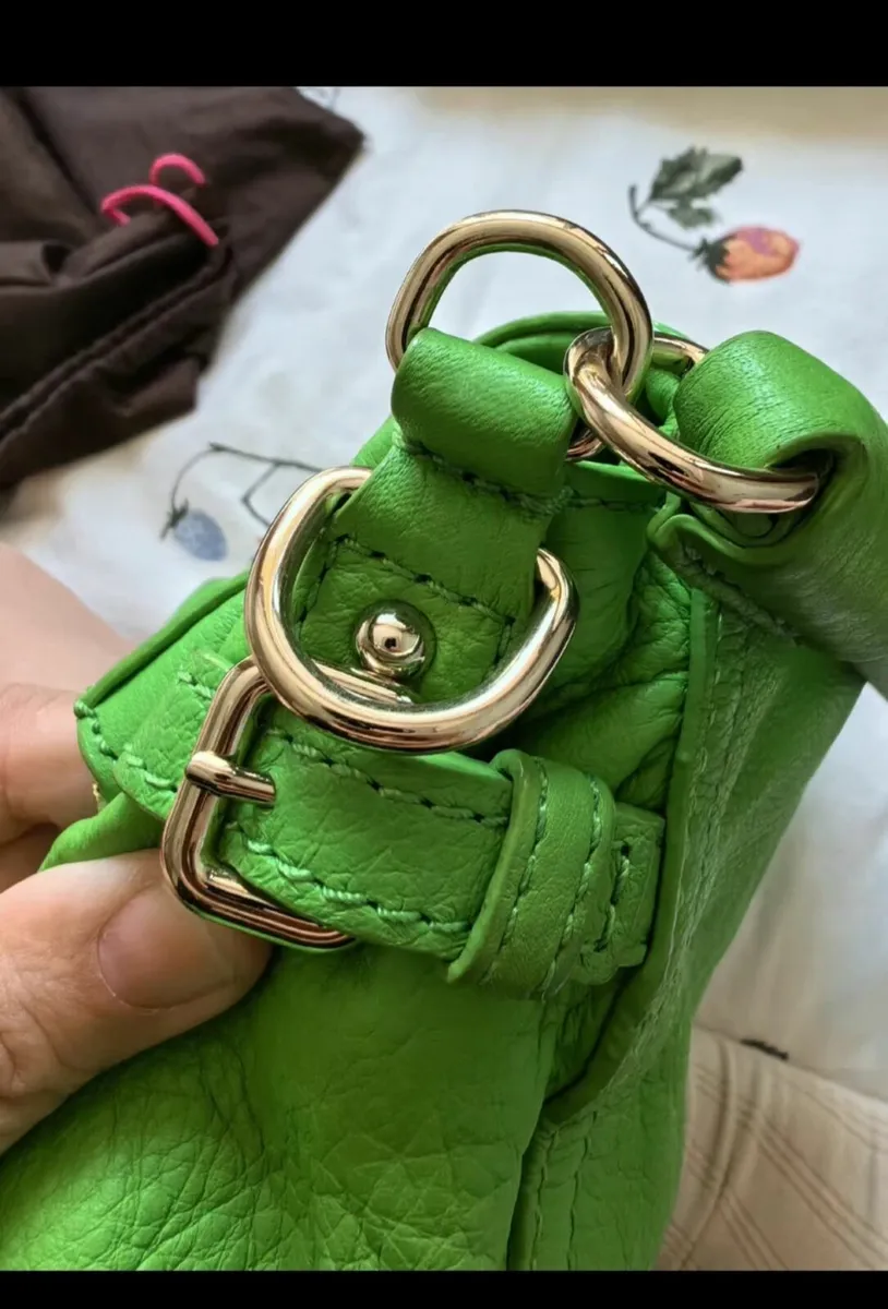 Near Brand New Kate Spado Leather Handbag - Image 4