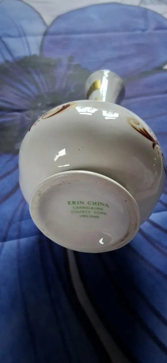 Vintage Erin china vase - Image 2