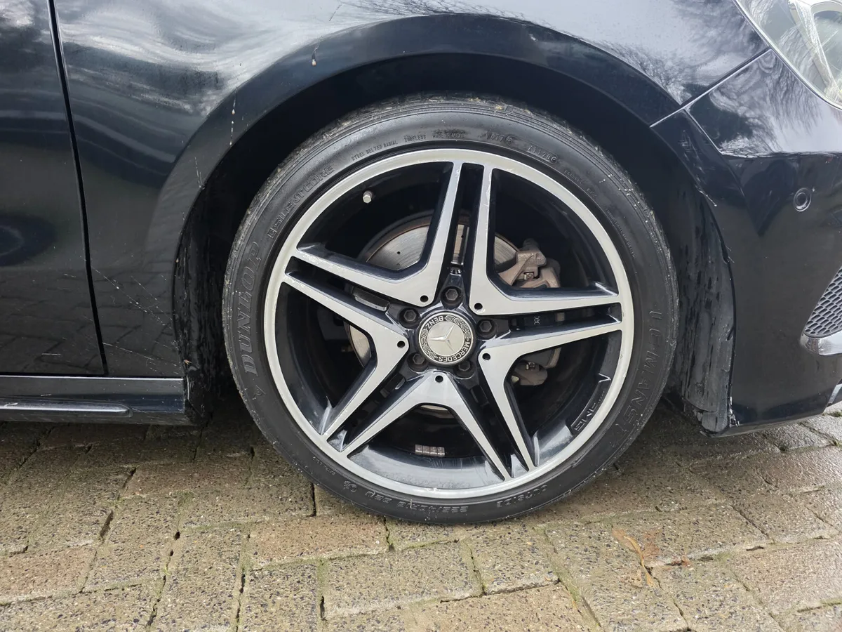 2015 MERCEDES A180 AMG SPORT AUTO. - Image 4