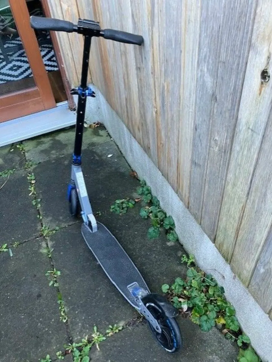 Lidl Crivit Big Wheel Town Scooter - blue - Image 2