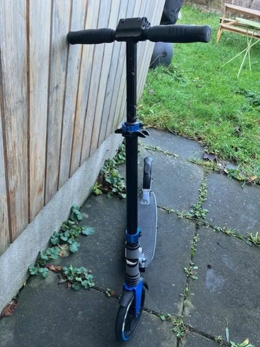 Lidl Crivit Big Wheel Town Scooter - blue - Image 3