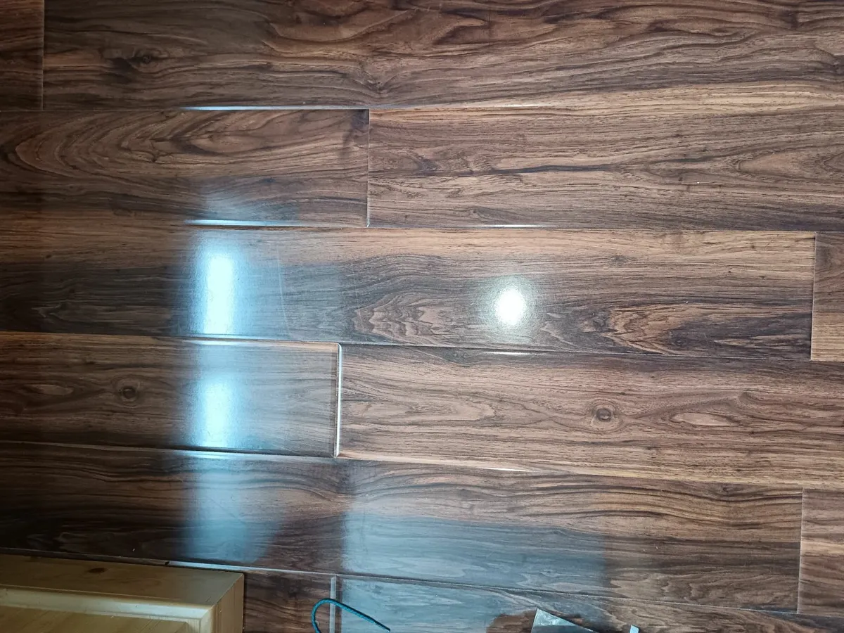 Calgary walnut flooring - 2 packs - 4 square metre - Image 2