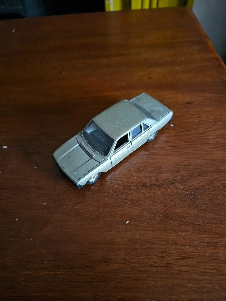 Corgi Solido Peugeot 604 - Image 1
