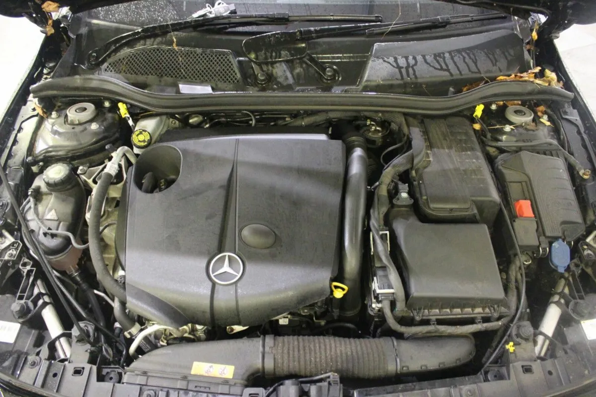 Mercedes-Benz GLA GLA 200 CDI SPORT - Image 4