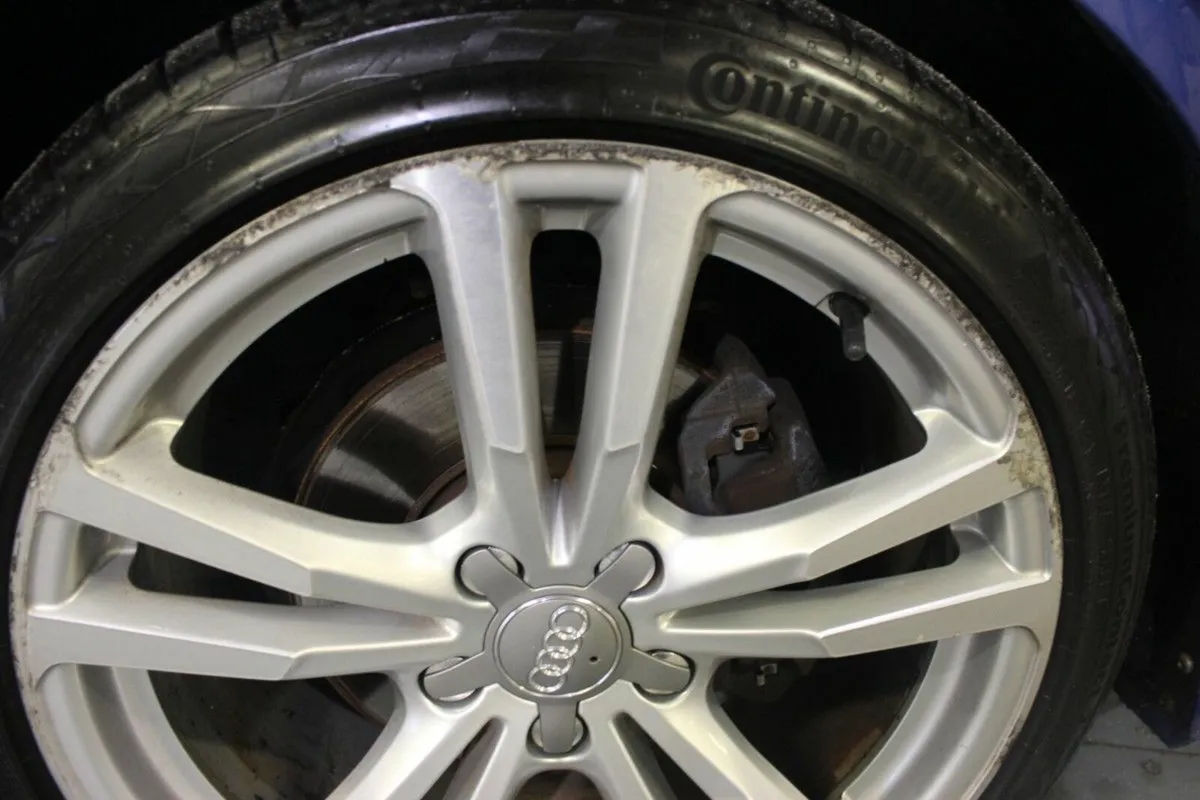 Audi A3 1.6TDI S-LINE 110 - Image 4