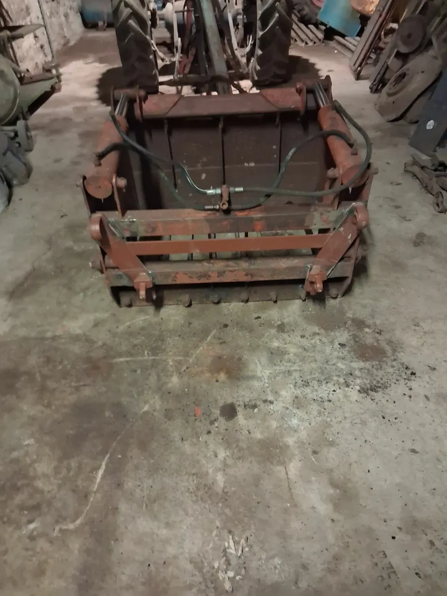 Sheer grab - Image 4