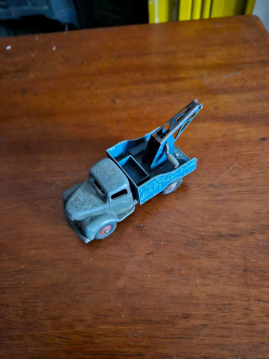 Dinky 1950's Tow Truck - Image 1