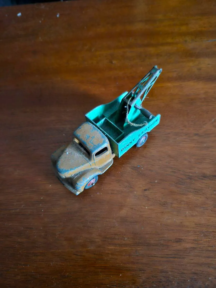 Dinky 1950's Tow Truck - Image 1
