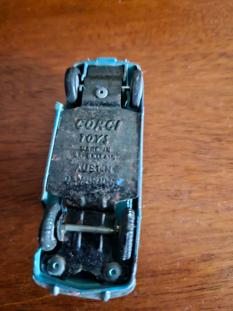 Corgi 1960's Car - Image 2