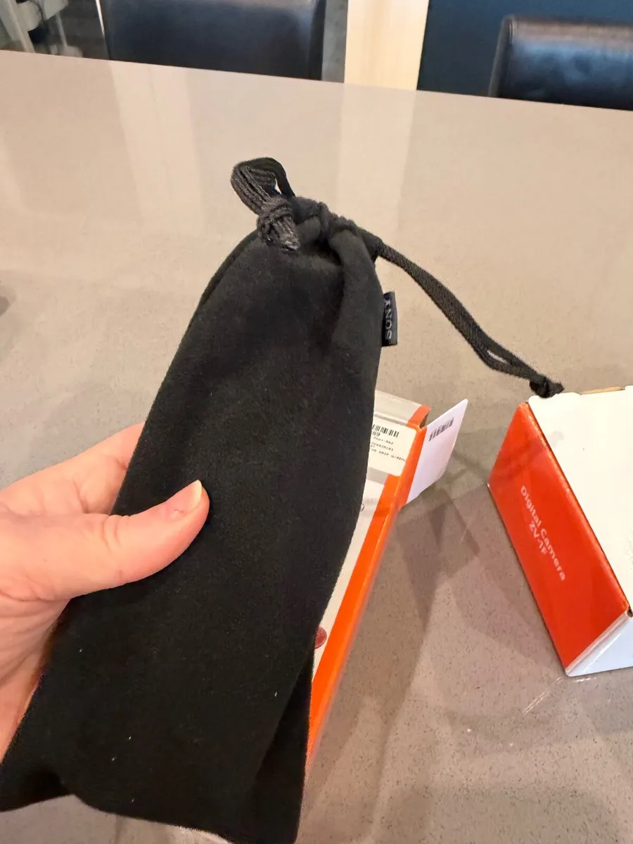 Sony ZV 1F vlog Camera - Image 3