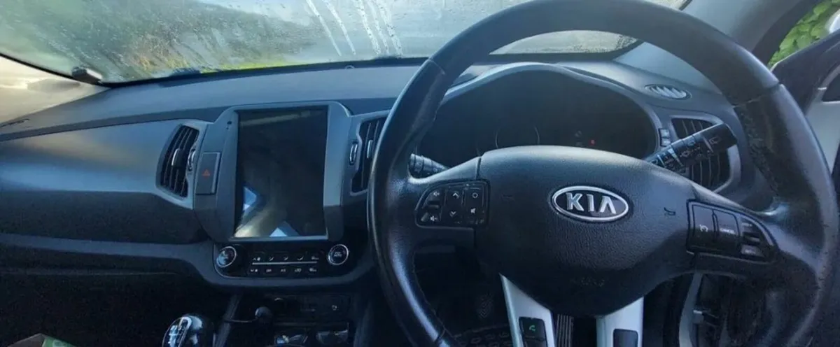 2012 Kia-sportage-2L Diesel 4×4 - Image 2