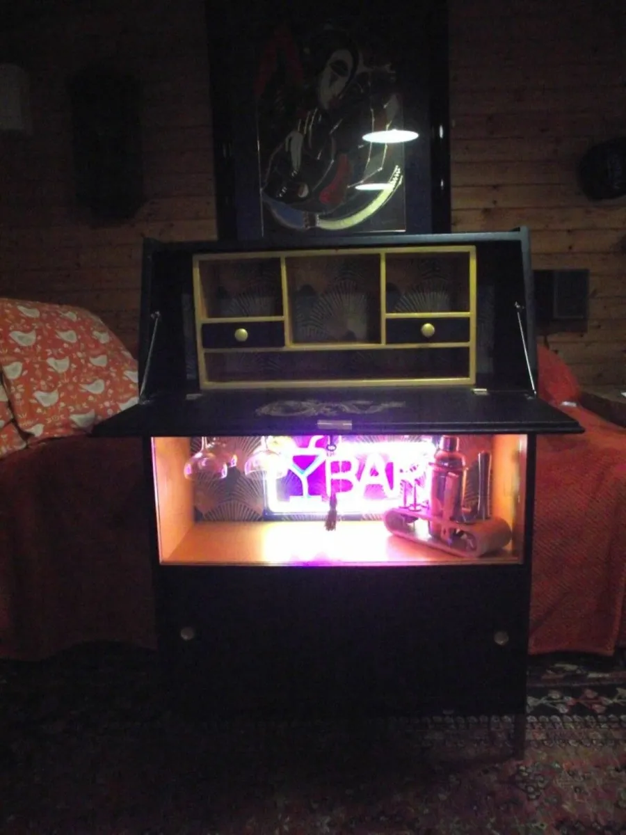 1960's Cocktail Cabinet/Bureau - Black & Gold - Image 2