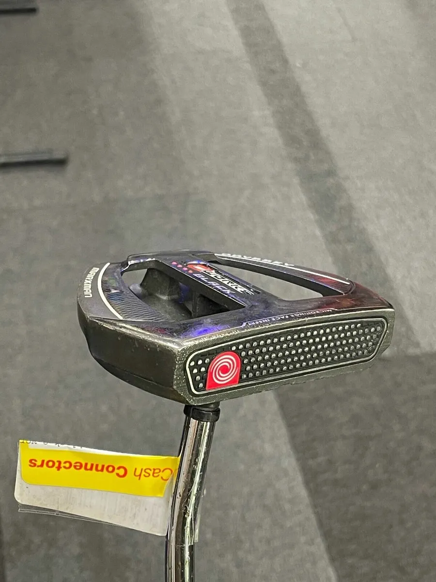 Odyssey Black 0 Works 2 Ball Putter - Image 1