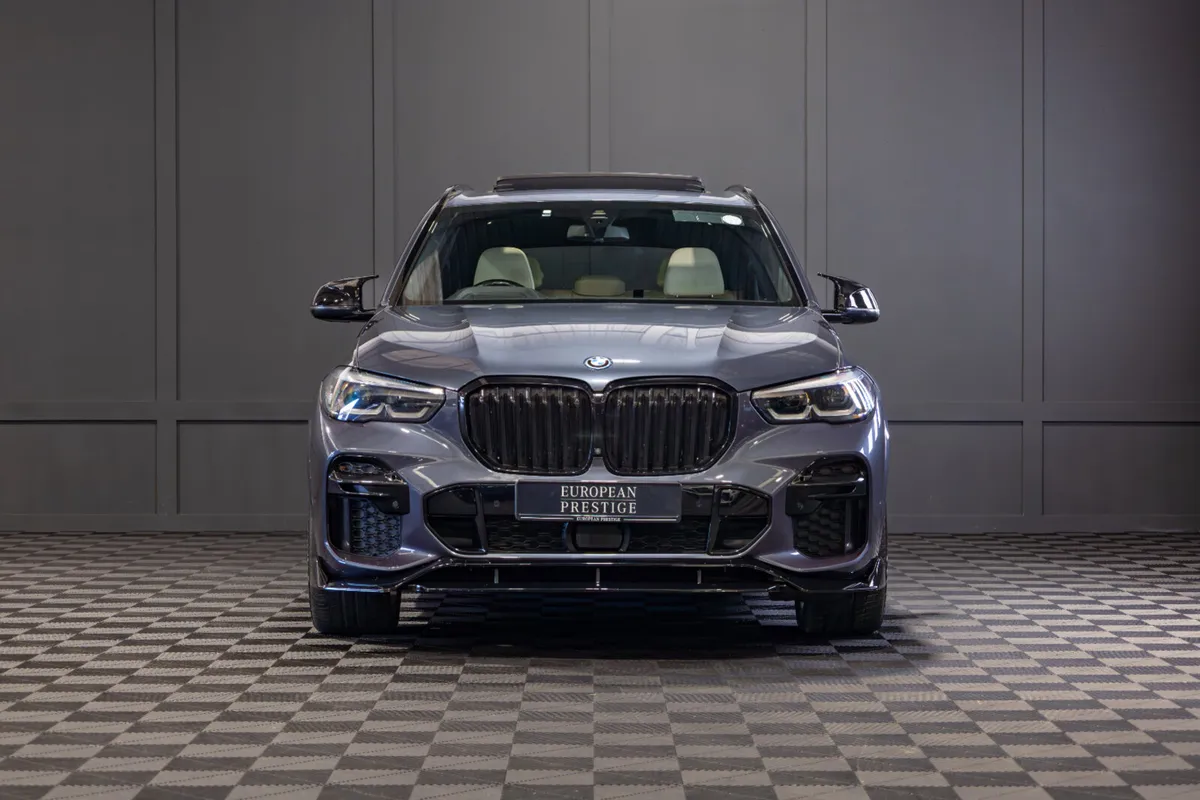 2022 BMW X5 X-Drive 45e M-Sport *Pan Roof - Image 2