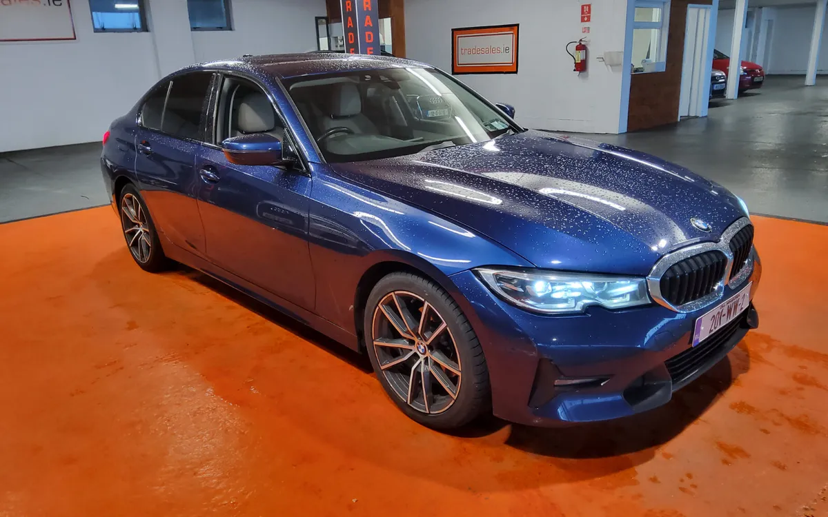 BMW 3-Series 2020 - Image 1