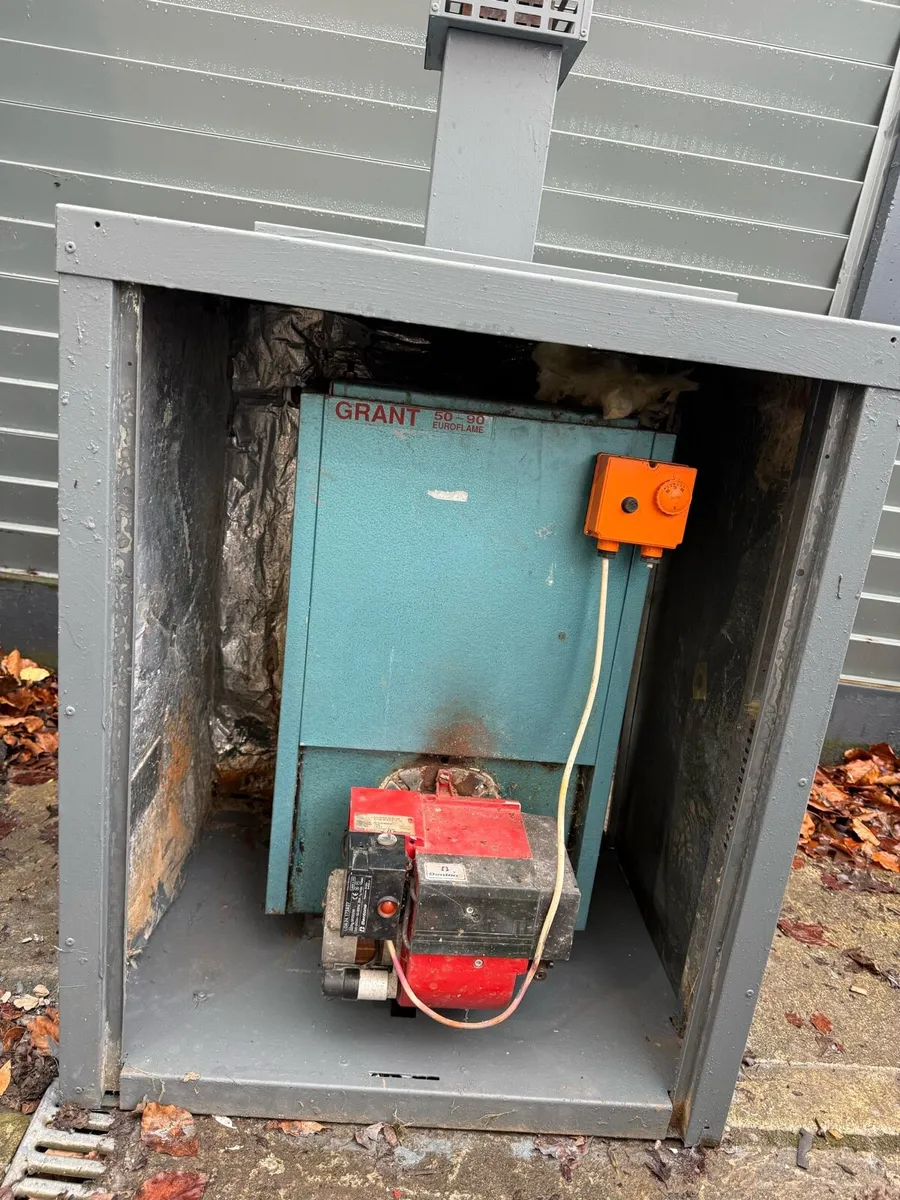 Oil boiler - Image 2
