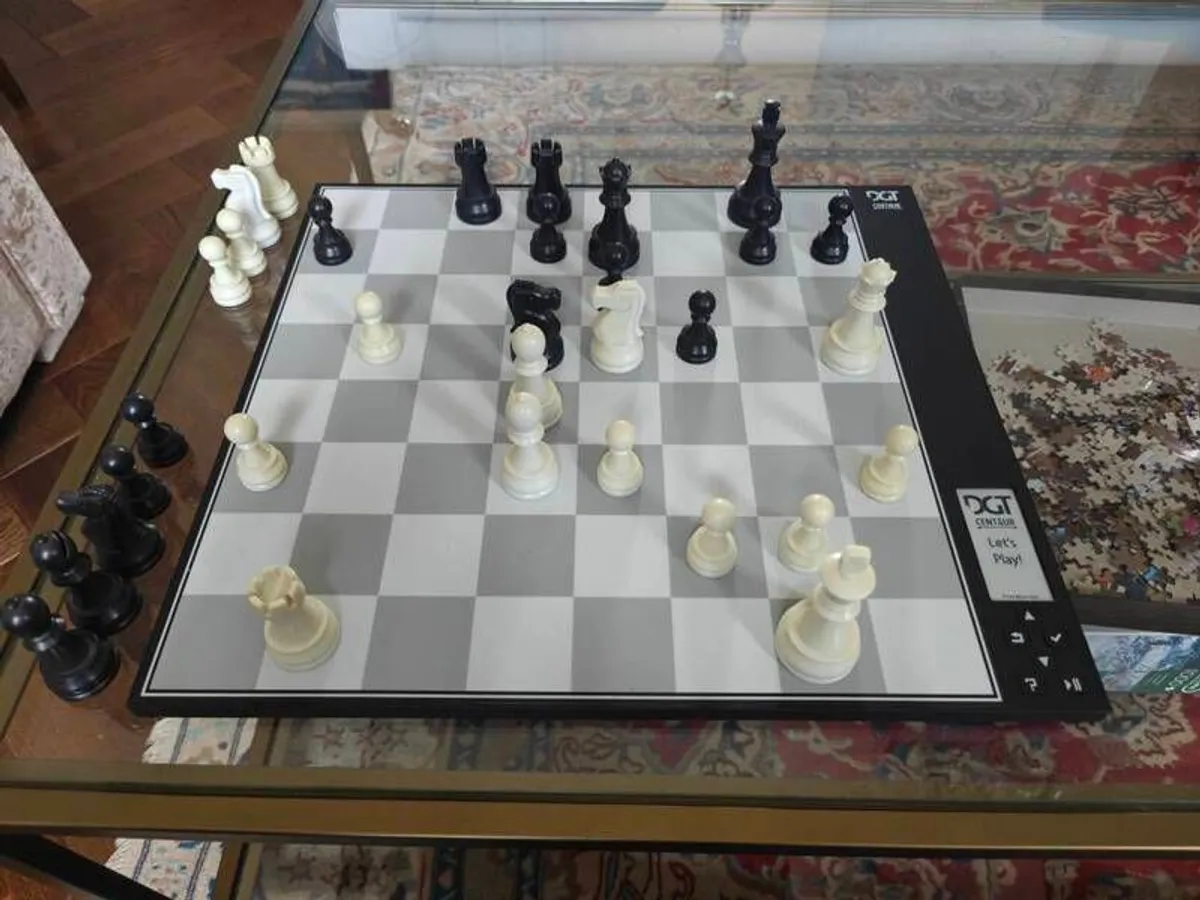 Chess computer - Image 1