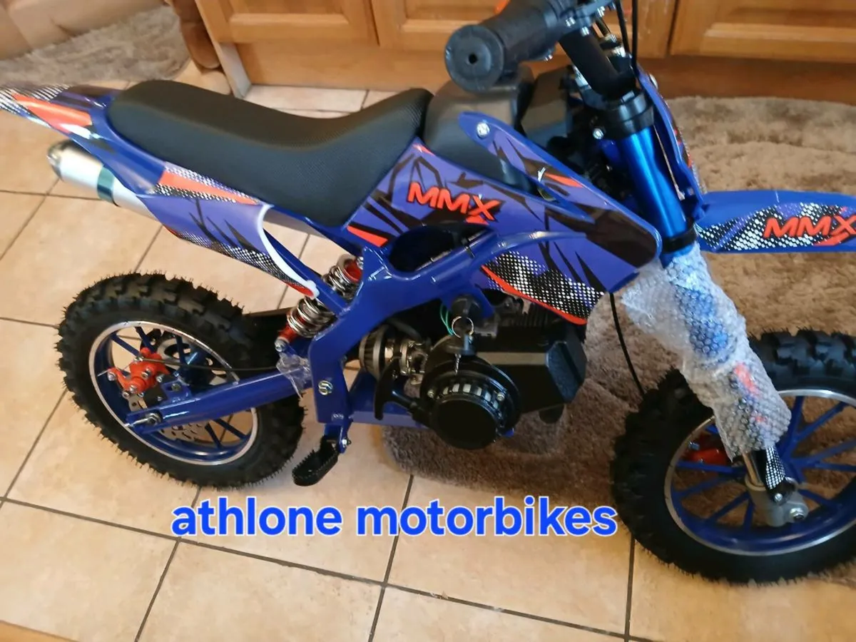 Kids 50cc kids petrol scrambler motorbikes - Image 3