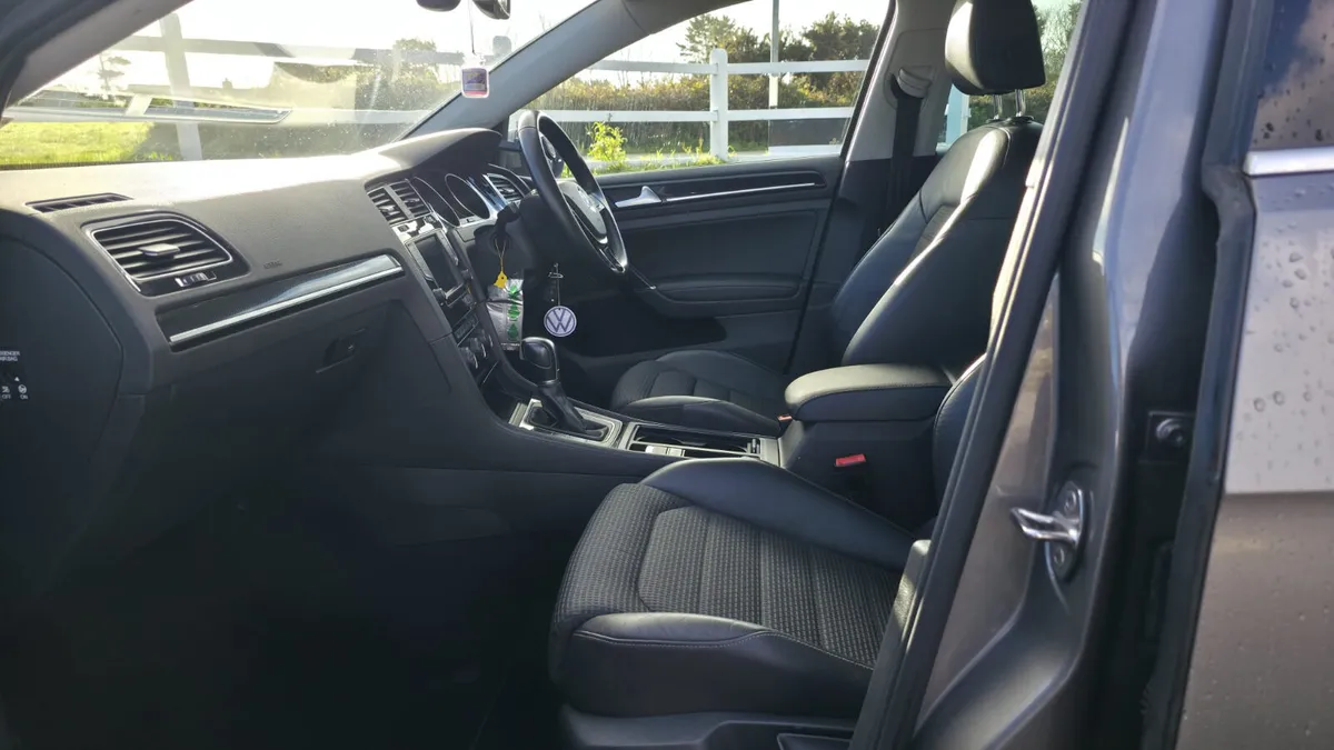 Volkswagen Golf 2015 auto - Image 3