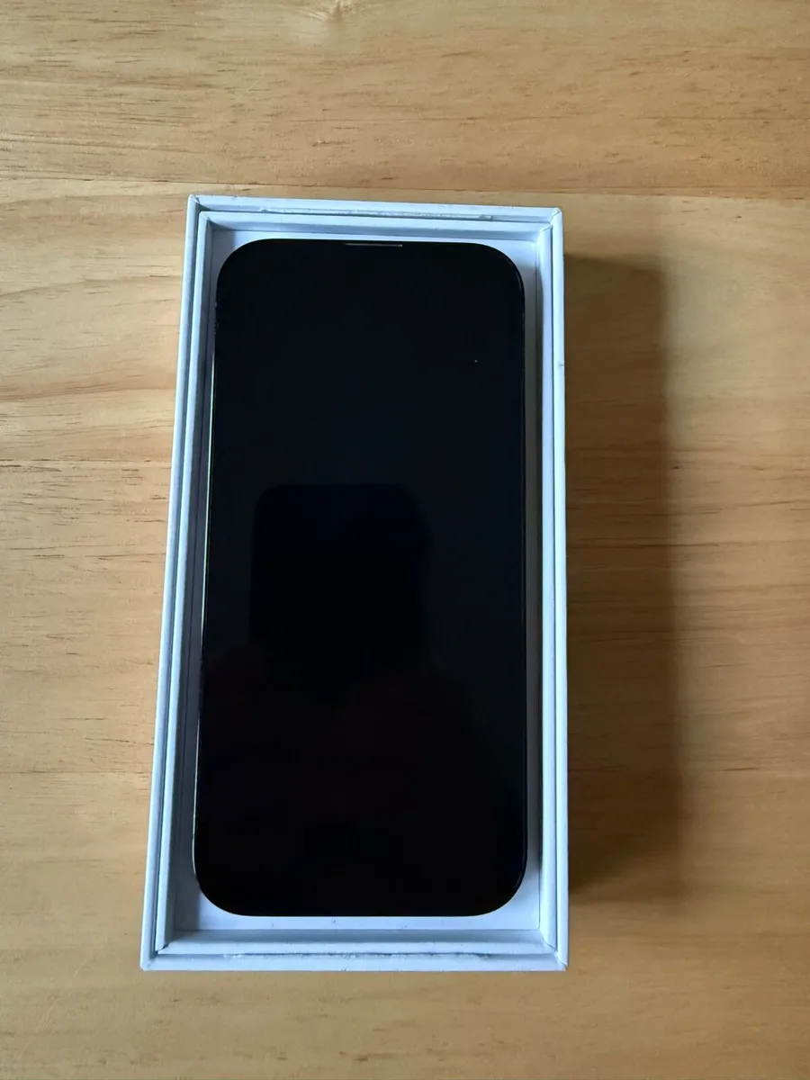 Apple iPhone 14 Pro 256GB - Unlocked - Image 2