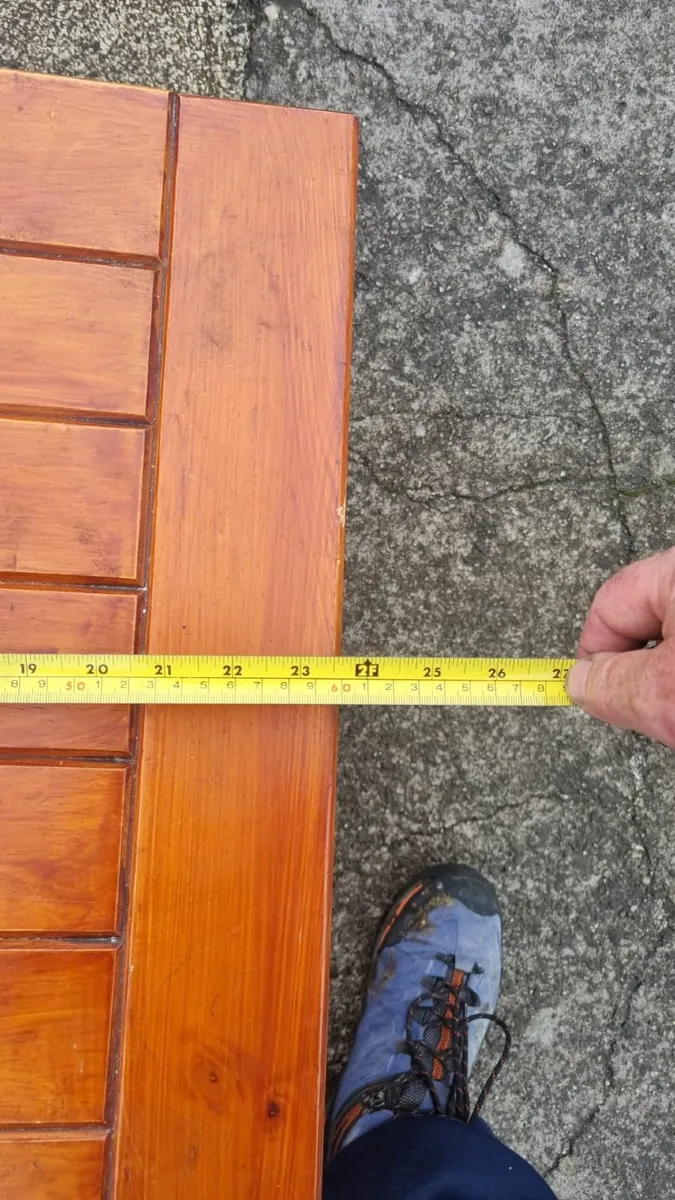 COFFEE TABLE - Image 2