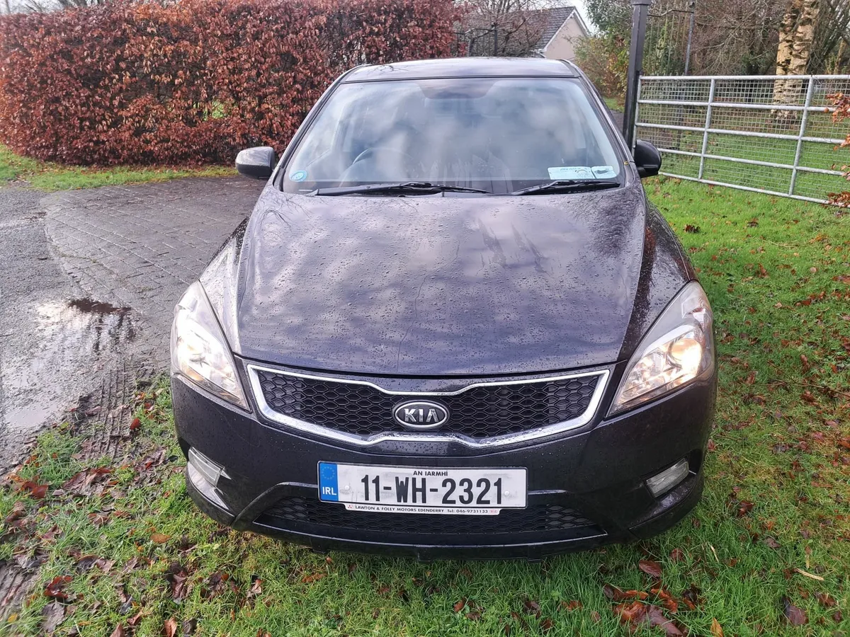 Kia Ceed 2011 - Image 2
