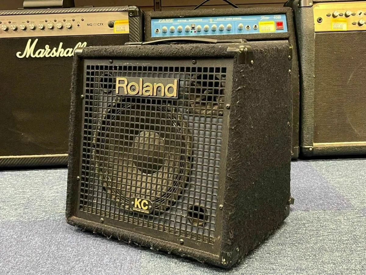 Roland KC 60 Keyboard Amplifier - Image 1